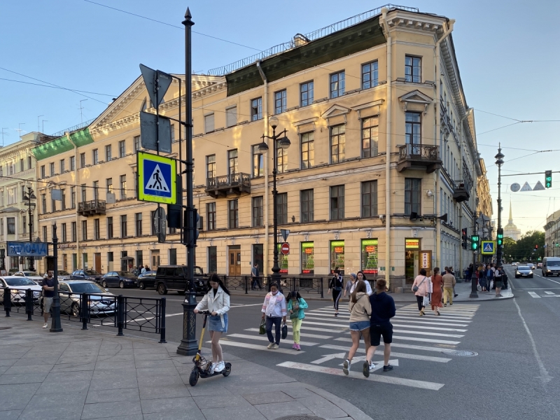 9B03DE9D-58F6-4CC0-B9B4-3609505CA1EF